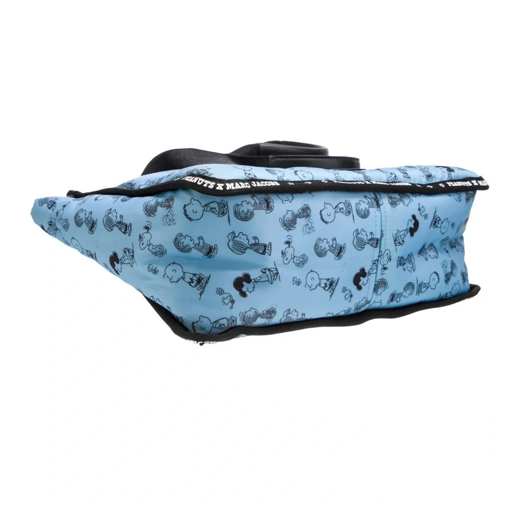 Marc Jacob’s x Peanuts Snoopy Character Printed Blue Nylon Puffy Tote NWOT - Picture 5 of 14